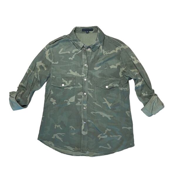 SANCTUARY Green Camo Snap Front Long Sleeve Collared Shirt Women’s Size XS - Picture 1 of 7